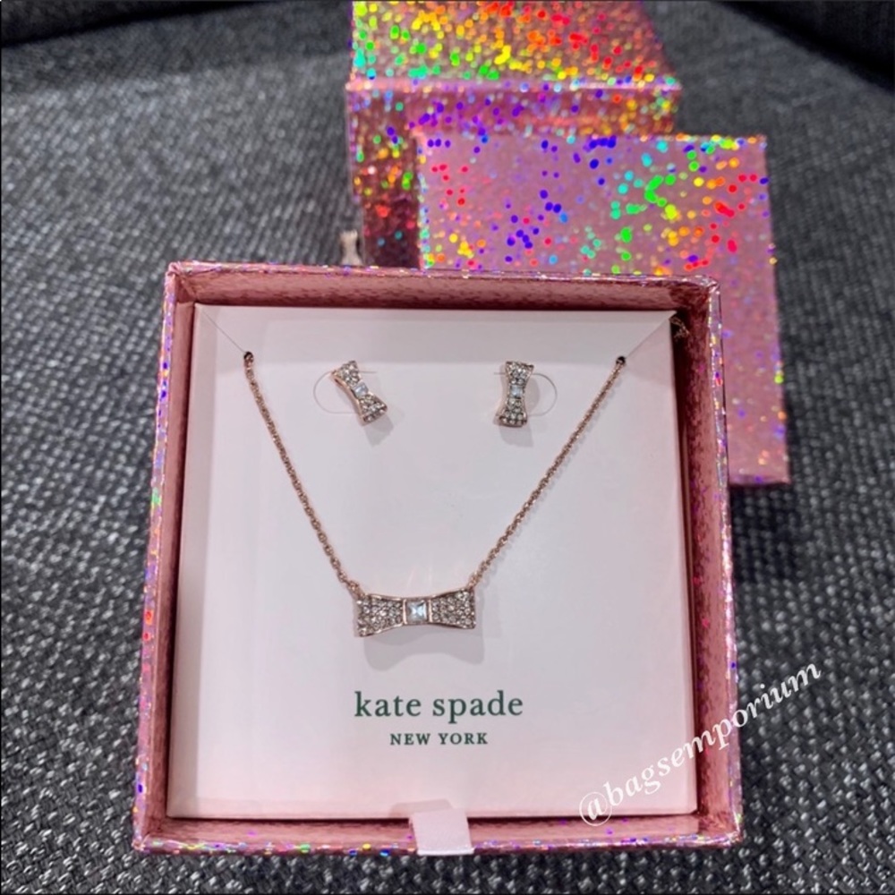✨ Kate Spade Pendant / Studs Boxed Set ✨